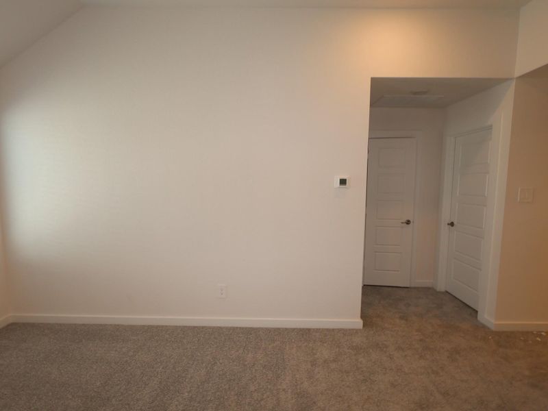 Spacious, unfurnished interior of a new home in Moran Ranch, Willis (Image 17).