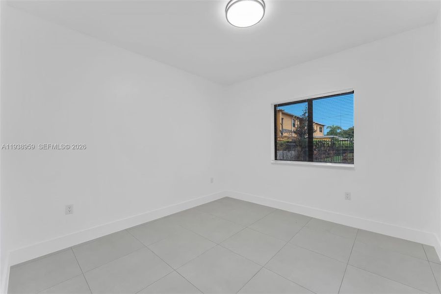 Spacious, unfurnished interior of a new home in , Miami (Image 19).