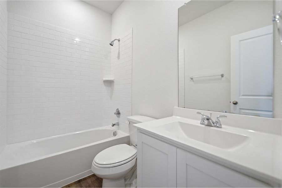 Furnished interior view inside a new home in Westridge, McKinney (Image 7).