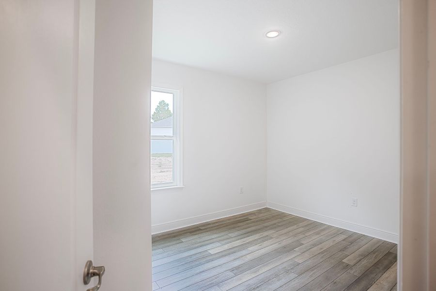 Representative unfurnished interior of a home built from the Ashton by Maronda Homes in Malabar Springs, Palm Bay (Image 20).