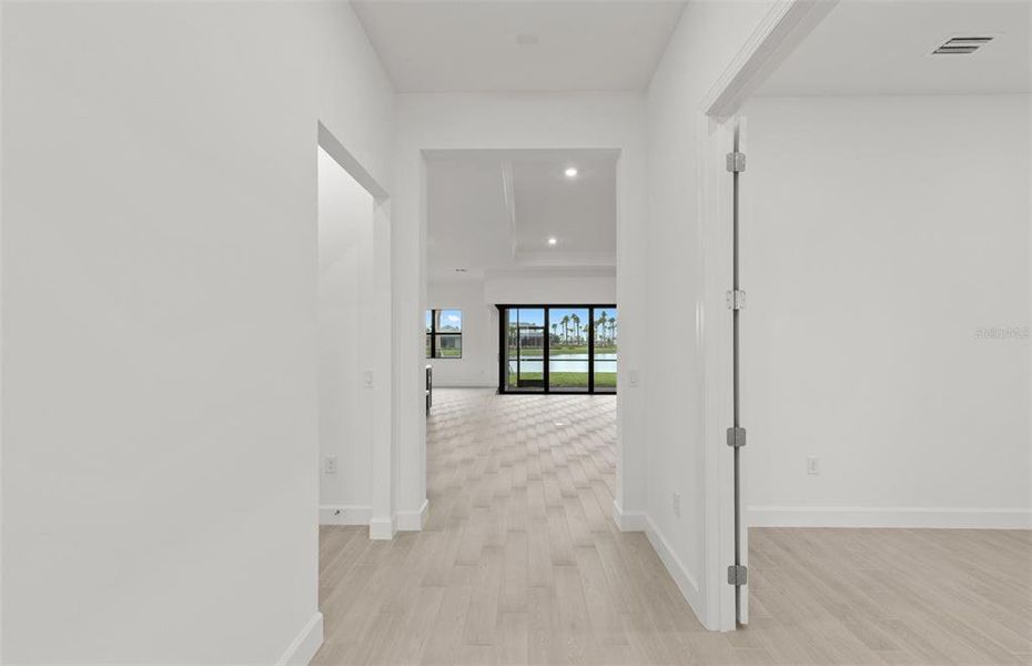 Spacious, unfurnished interior of a new home in Del Webb Catalina, Lakewood Ranch (Image 18).