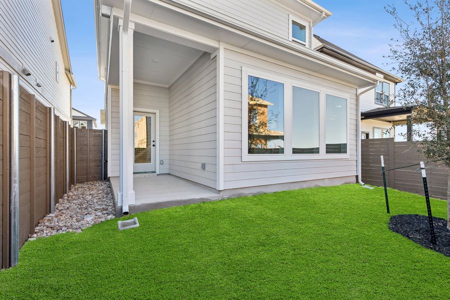 Exterior details and patio area of a home in Double Creek Crossing, Round Rock (Image 4). Exterior details and patio area of a home in Double Creek Crossing, Round Rock (Image 4).