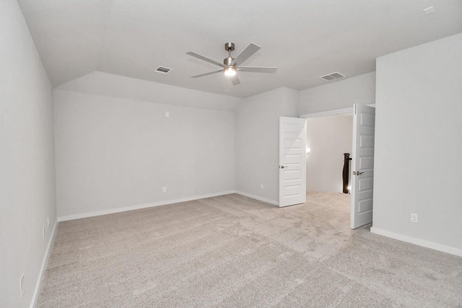 Take a look at this spacious media room, perfect for family movie nights! Take a look at this spacious media room, perfect for family movie nights!