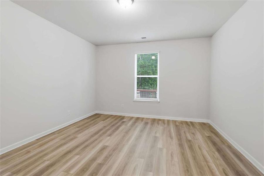 Spacious, unfurnished interior of a new home in Trinity Park, McDonough (Image 32).