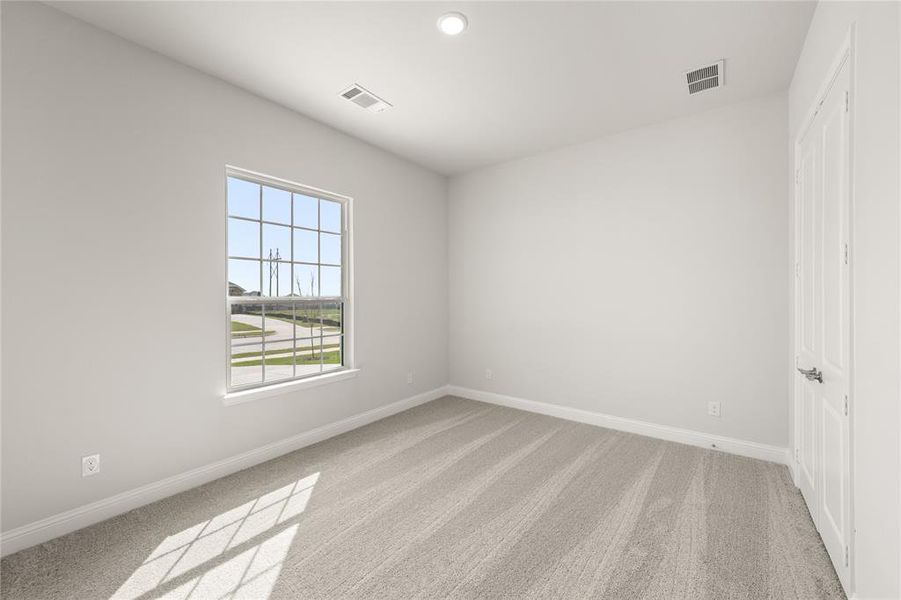 Bedroom #3 with spacious closet and upgraded carpet. Bedroom #3 with spacious closet and upgraded carpet.