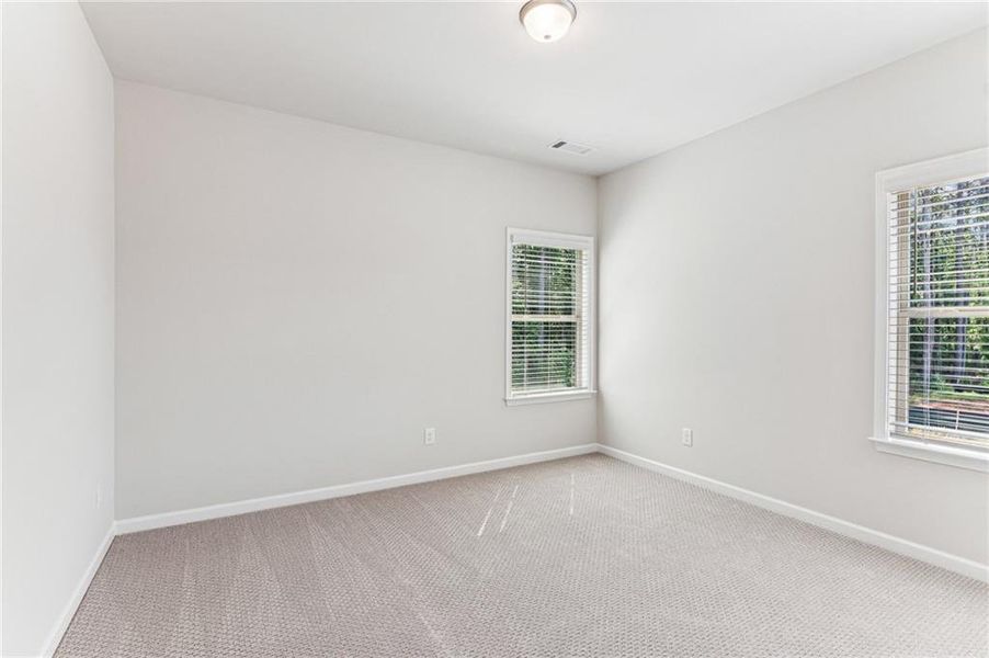 Spacious, unfurnished interior of a new home in , Flowery Branch (Image 38).