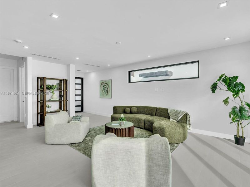 Furnished interior view inside a new home in , Dania Beach (Image 61).