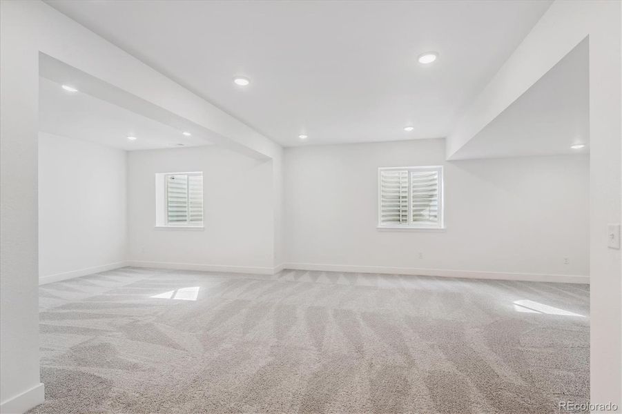 Spacious, unfurnished interior of a new home in Barefoot Lakes, Firestone (Image 22). Spacious, unfurnished interior of a new home in Barefoot Lakes, Firestone (Image 22).