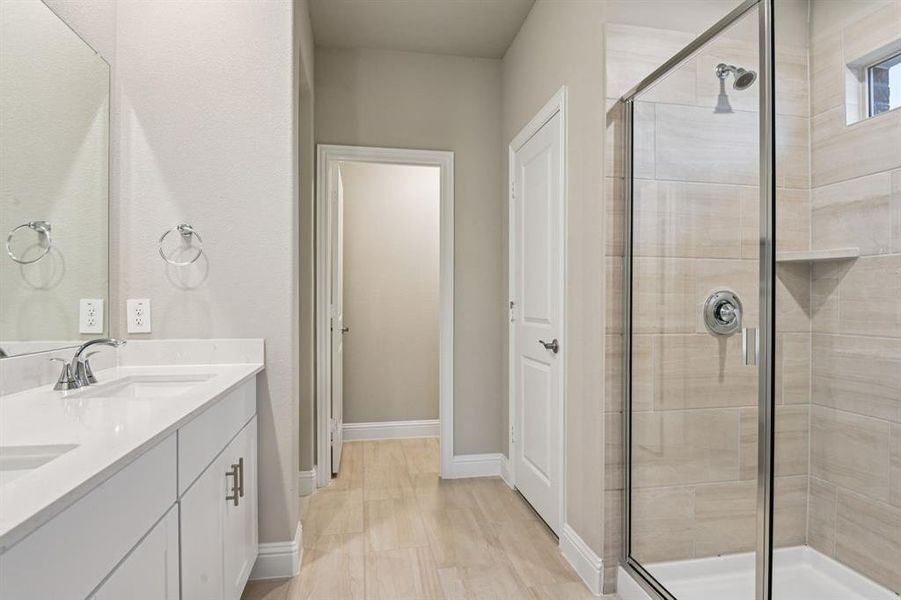 Furnished interior view inside a new home in Lakehaven - Signature Series, Farmersville (Image 11).