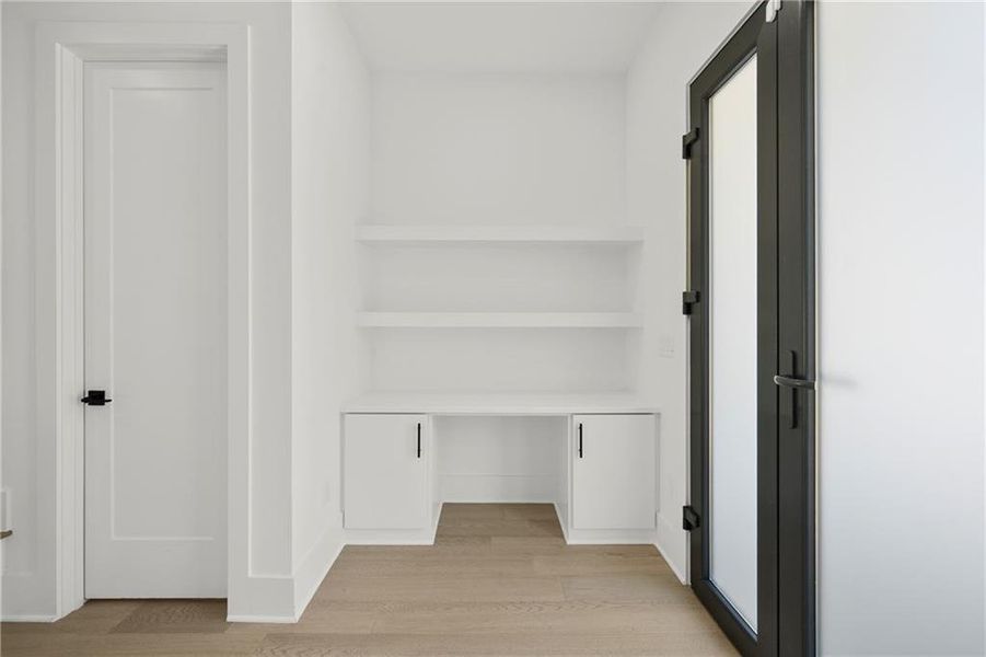 Spacious, unfurnished interior of a new home in , Sugar Hill (Image 50).