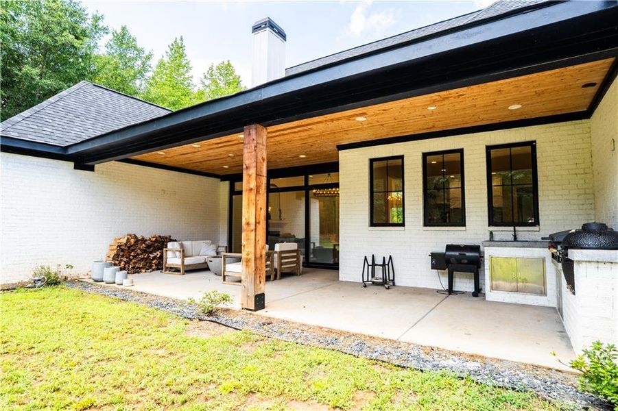 Exterior details and patio area of a home in , Maysville (Image 4).
