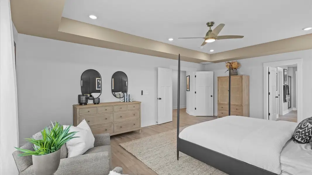 Furnished interior view inside a new home in Wells Crossing, Seneca (Image 10).