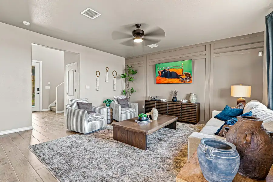 Furnished interior view inside a new home in Paseos Del Este, Horizon City (Image 16).