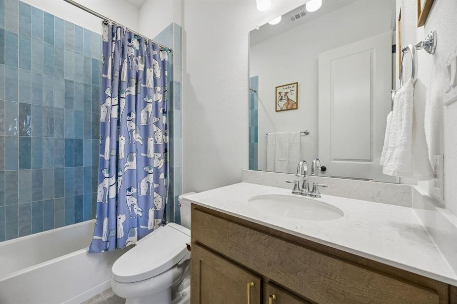 Furnished interior view inside a new home in , Fort Worth (Image 26).