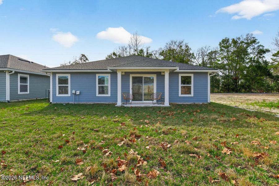 Exterior details and patio area of a home in , Jacksonville (Image 34).