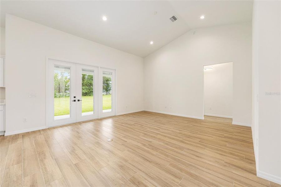 Spacious, unfurnished interior of a new home in Silver Meadows, Silver Springs (Image 22). Spacious, unfurnished interior of a new home in Silver Meadows, Silver Springs (Image 22).