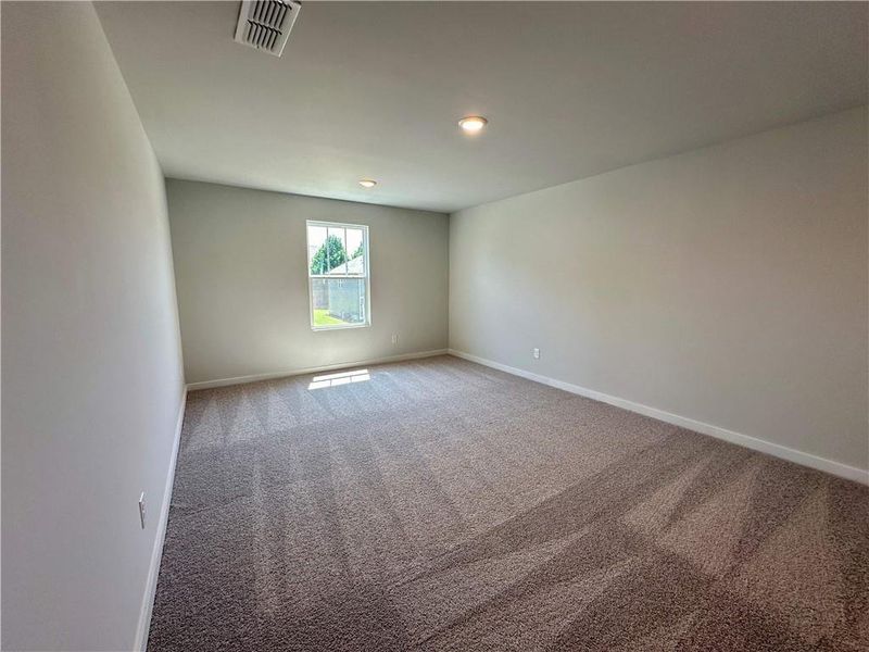 Spacious, unfurnished interior of a new home in Reserve at Gum Springs, Jefferson (Image 27).