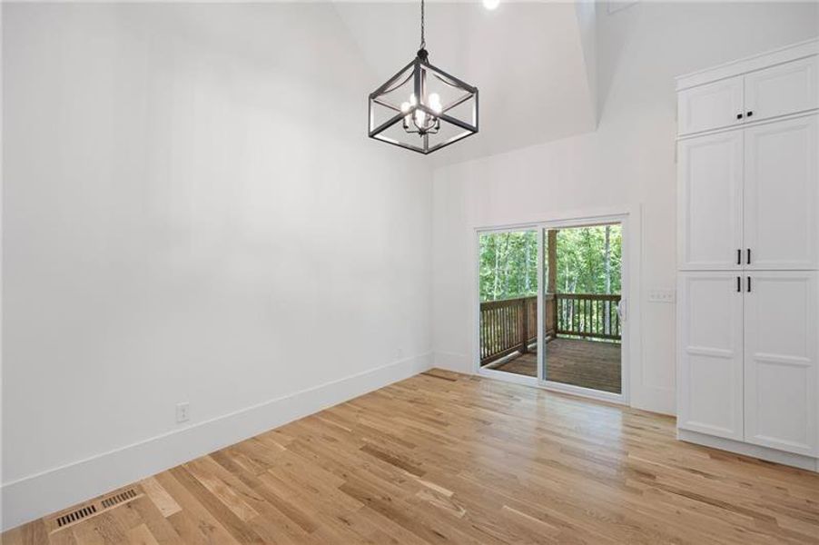 Spacious, unfurnished interior of a new home in , Cartersville (Image 23).