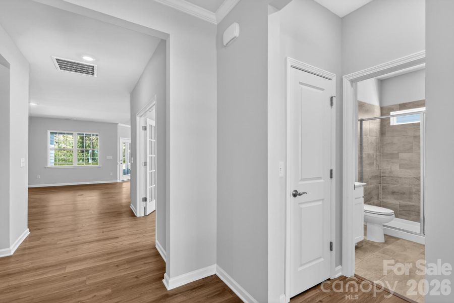 Spacious, unfurnished interior of a new home in Roselyn, Lancaster (Image 25).