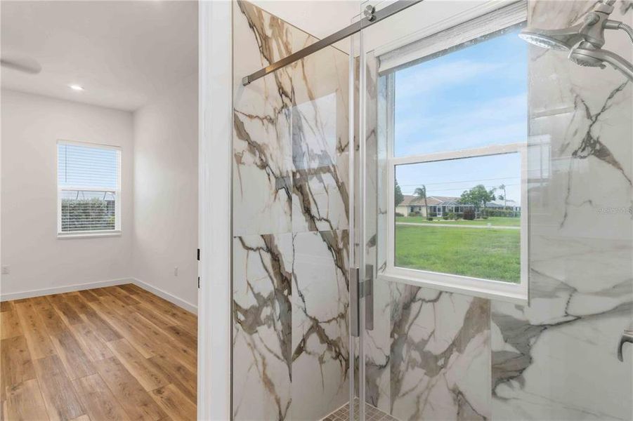 Spacious, unfurnished interior of a new home in , Punta Gorda (Image 41).