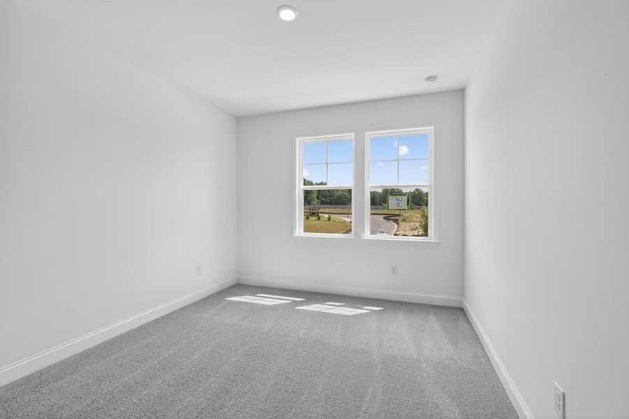 Spacious, unfurnished interior of a new home in Nichols Farm, Dacula (Image 47).