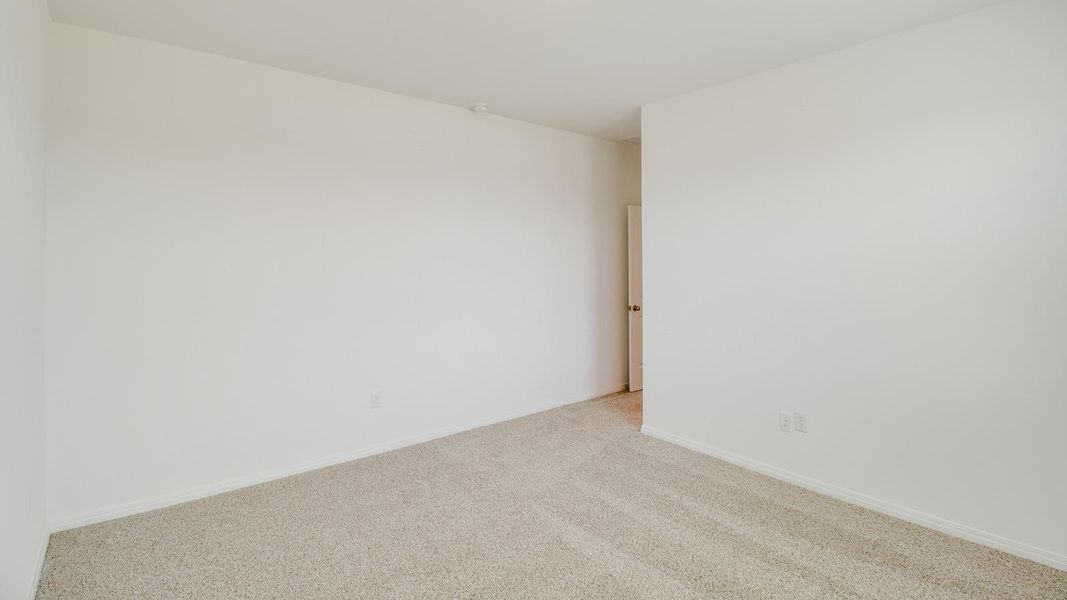 Spacious, unfurnished interior of a new home in Talavera, Kyle (Image 13).