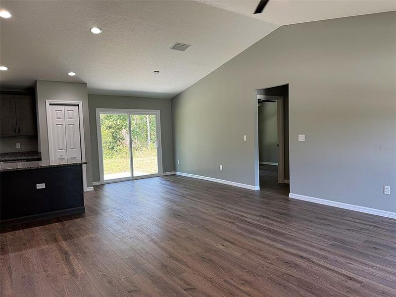 Image 28 of a home in .