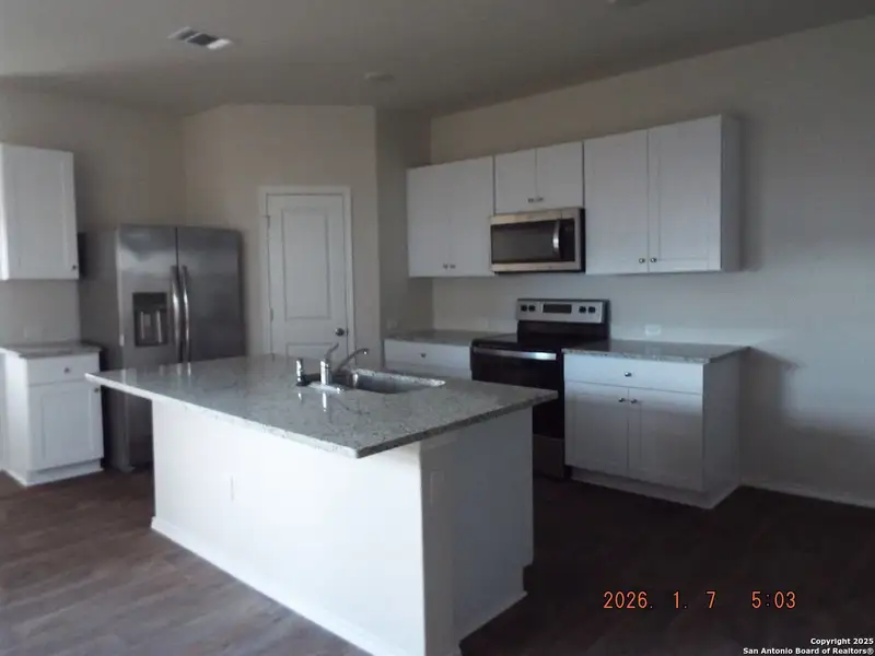 Furnished interior view inside a new home in Salado Creek, San Antonio (Image 8). Furnished interior view inside a new home in Salado Creek, San Antonio (Image 8).