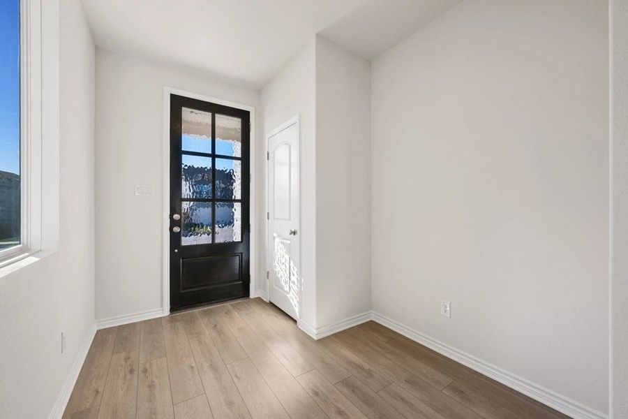 Spacious, unfurnished interior of a new home in Lariat, Liberty Hill (Image 20). Spacious, unfurnished interior of a new home in Lariat, Liberty Hill (Image 20).