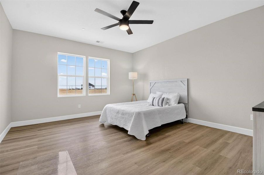 Furnished interior view inside a new home in , Strasburg (Image 7).