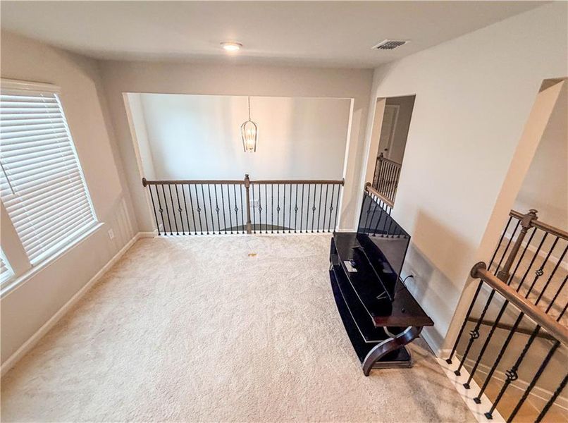 Spacious, unfurnished interior of a new home in , Stockbridge (Image 91).
