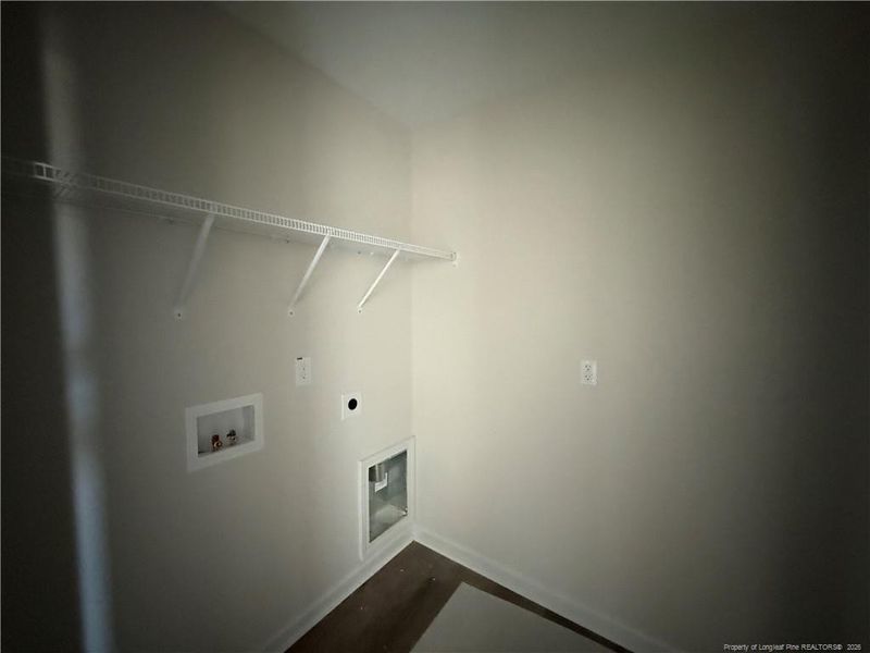 Photo 4 Photo 4