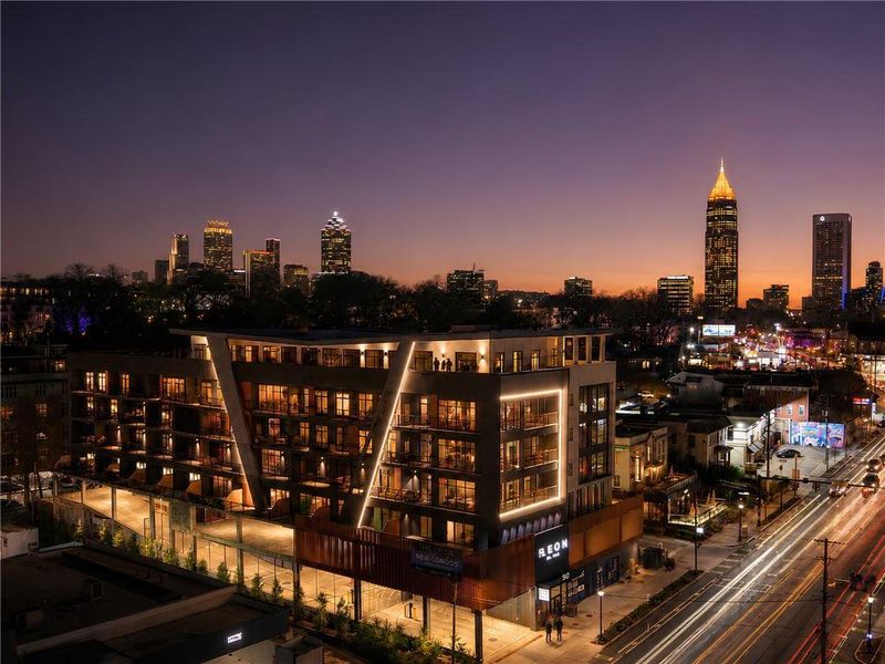 Condo located in Atlanta, GA showcasing its design and architecture (Image 22).