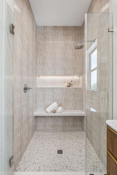 Image 96 of a home in .