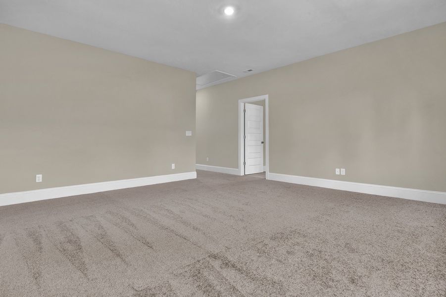 Spacious, unfurnished interior of a new home in Grand Park, Leland (Image 31).