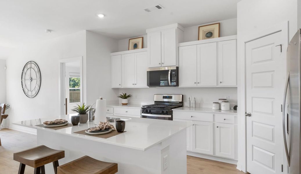 Representative furnished interior of a home built from the Huntsville by D.R. Horton in The Islands, Beech Island (Image 10).