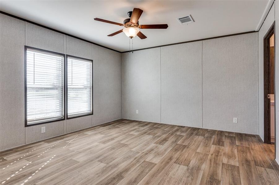 Spacious, unfurnished interior of a new home in , Azle (Image 18).