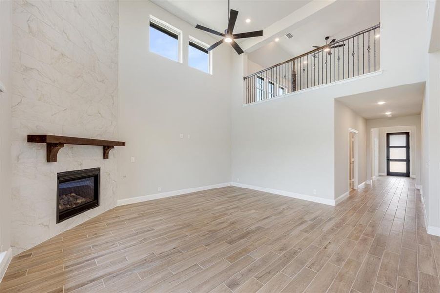 Spacious, unfurnished interior of a new home in Devonshire Classic 60-65, Forney (Image 29).