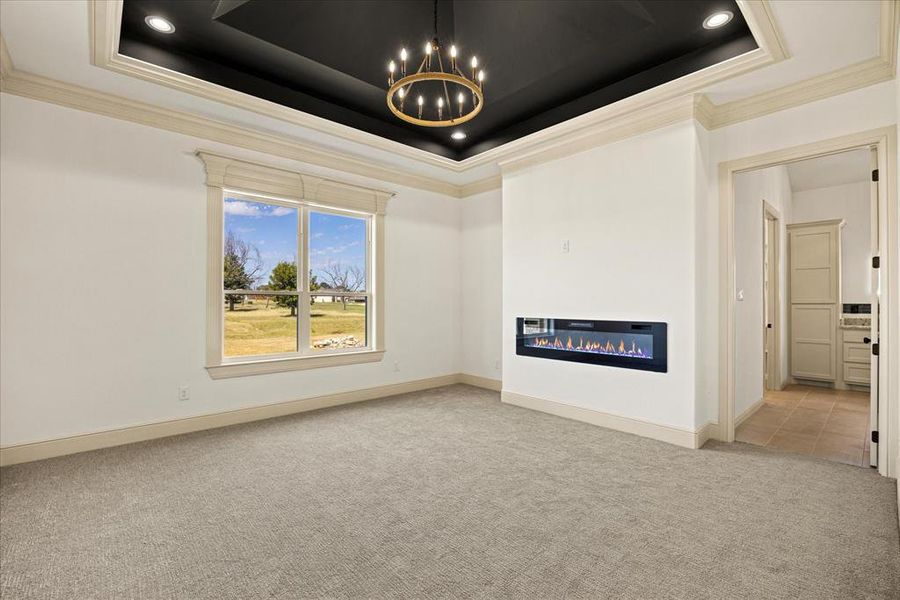 Spacious, unfurnished interior of a new home in Pecan Plantation, Granbury (Image 19).