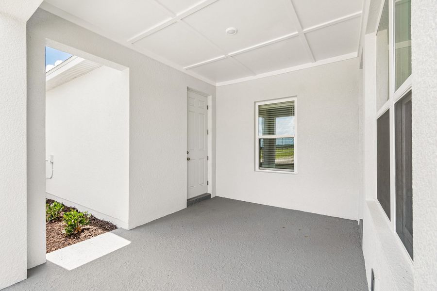 Spacious, unfurnished interior of a new home in Palmeras at Crossprairie – The Magnolia Collection, St. Cloud (Image 14).