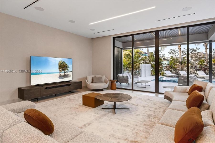 Community amenities in , Miami (Image 57). Community amenities in , Miami (Image 57).