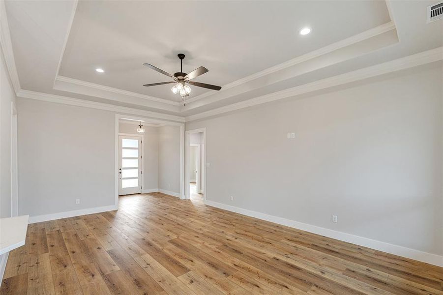 Spacious, unfurnished interior of a new home in , Mabank (Image 24).