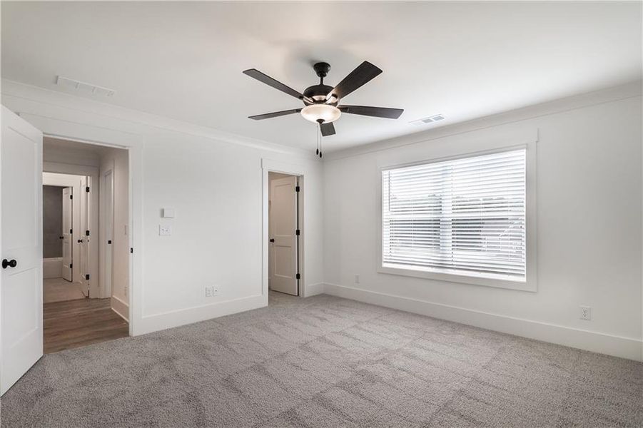 Spacious, unfurnished interior of a new home in Stonegate, Monroe (Image 40).