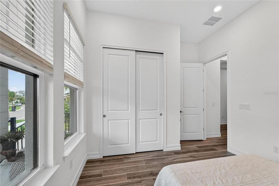 Image 77 of a home in SouthShore Yacht Club. Image 77 of a home in SouthShore Yacht Club.