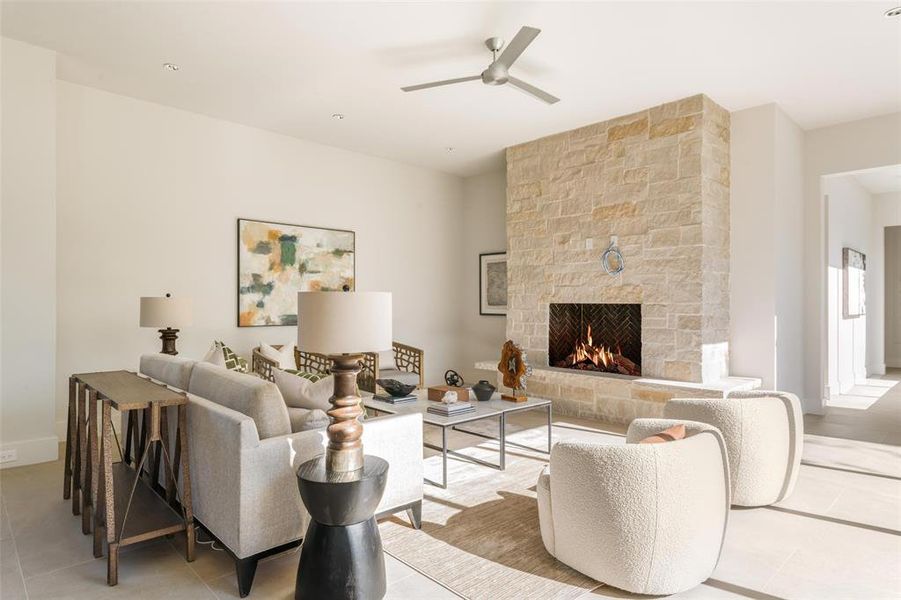 Furnished interior view inside a new home in , Dallas (Image 33). Furnished interior view inside a new home in , Dallas (Image 33).