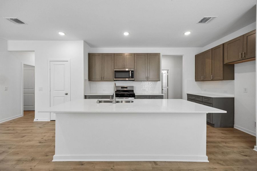 Furnished interior view inside a new home in Pulte Homes at Two Step Farm, Montgomery (Image 8).