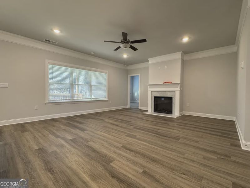 Spacious, unfurnished interior of a new home in Tuscany Hills, Douglasville (Image 23). Spacious, unfurnished interior of a new home in Tuscany Hills, Douglasville (Image 23).