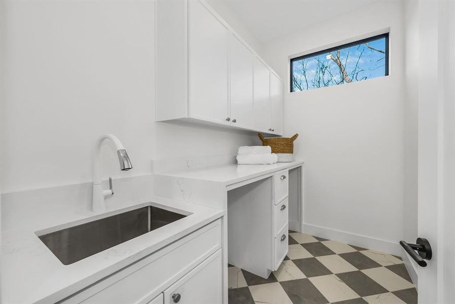 Furnished interior view inside a new home in , Dallas (Image 27).