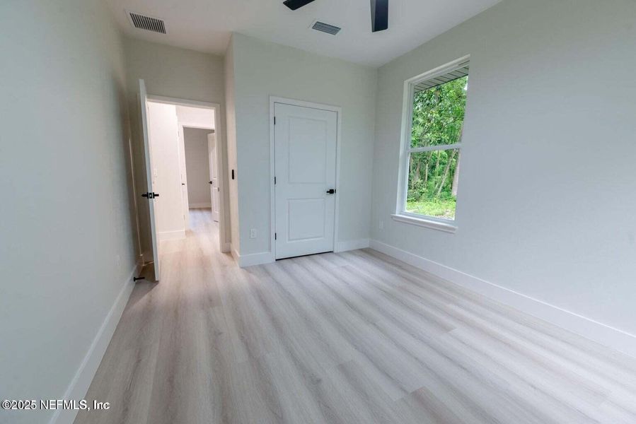 Spacious, unfurnished interior of a new home in , Starke (Image 29).