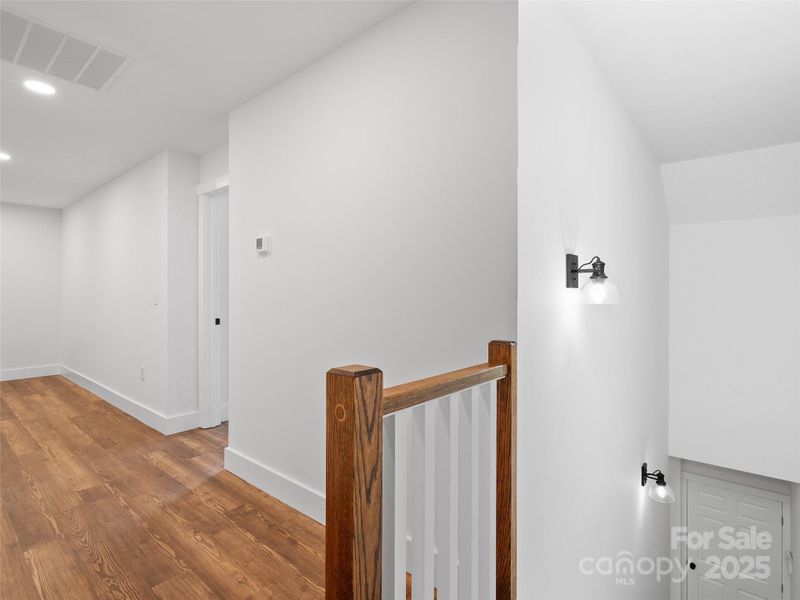 Spacious, unfurnished interior of a new home in , Waynesville (Image 32).